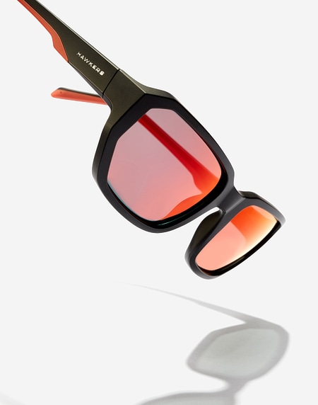 Sonnenbrille Hawkers BOLT - POLARIZED BLACK RUBY