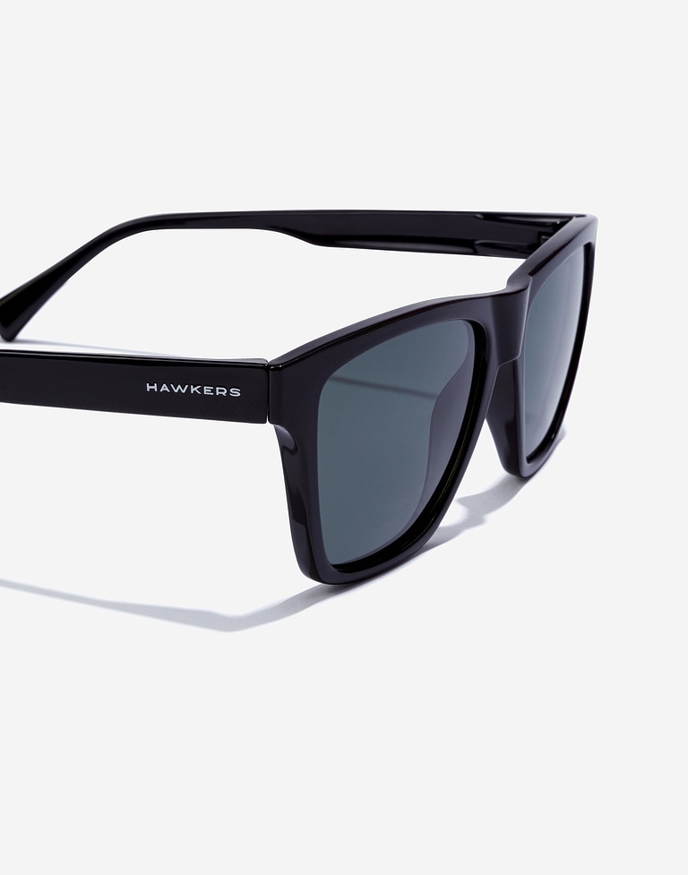 Sunglasses Hawkers ONE LS RODEO - POLARIZED BLACK GREY