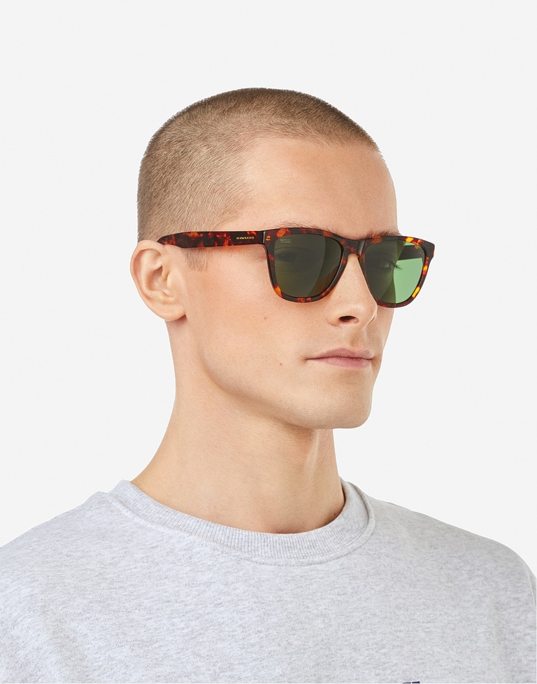 Nos Lunettes de Soleil Hawkers ONE X - GREEN