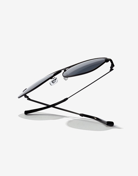 Sunglasses Hawkers BLACK DARK TEARDROP