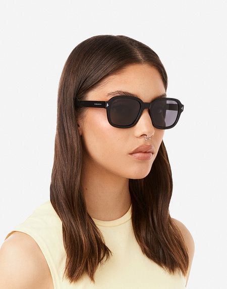 Lentes de sol Hawkers TWIST - POLARIZED BLACK DARK
