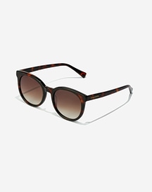 Hawkers RESORT - CAREY BROWN w180