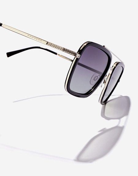 Sunglasses Hawkers IBIZA - POLARIZED BLACK GREY