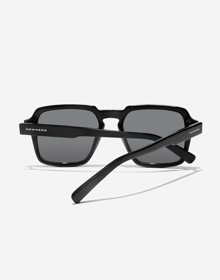 Sunglasses Hawkers LASH - POLARIZED BLACK DARK