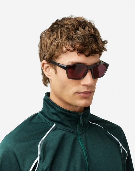 Sunglasses Hawkers SHARK - BLACK GRAPE