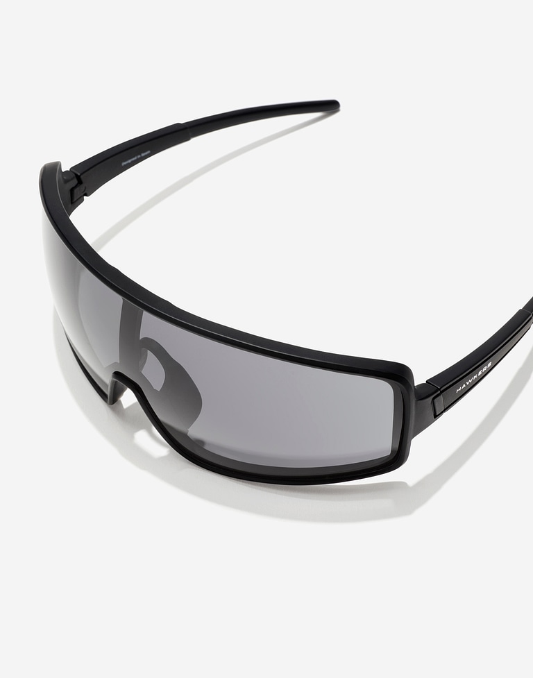 Occhiali da sole Hawkers TIGER - BLACK DARK