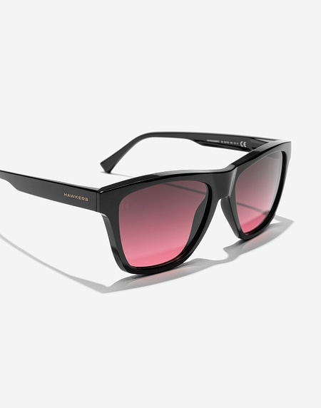 Sunglasses Hawkers ONE LS RAW - BLACK WINE