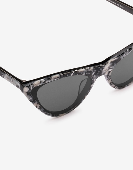 Nos Lunettes de Soleil Hawkers GREY - DARK AMOUR