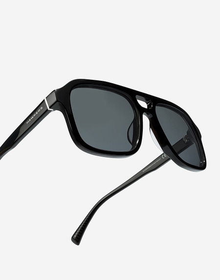 Sunglasses Hawkers CROUPIER - POLARIZED BLACK DARK