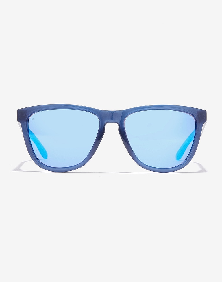 Nos Lunettes de Soleil Hawkers ONE RAW - NAVY TRANSPARENT SKY