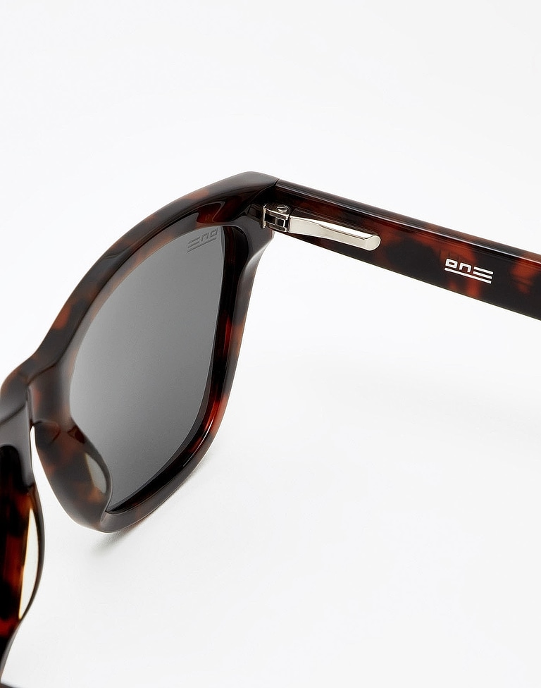 Nos Lunettes de Soleil Hawkers BLACK CAREY - DAARK ONE X