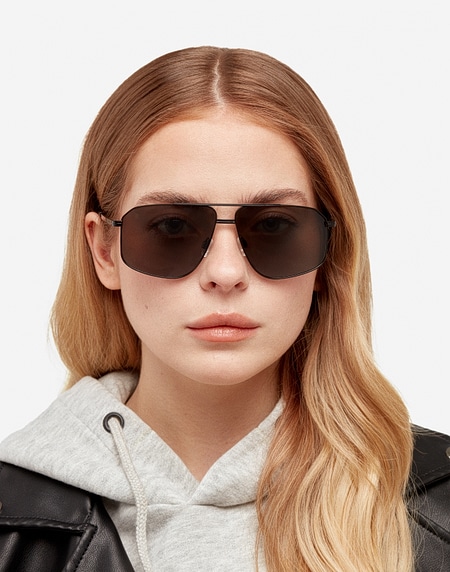 Hawkers sunglasses POKER POLARIZED BLACK DARK