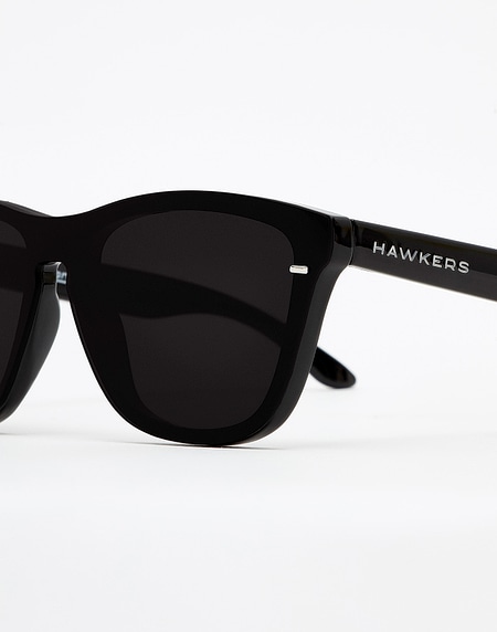 Sunglasses Hawkers DARK ONE VENM HYBRID