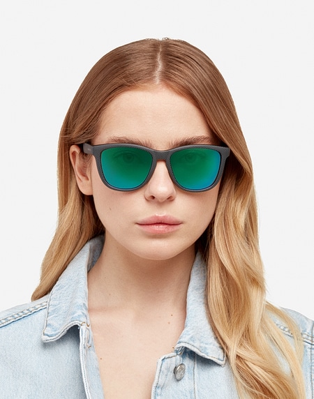 Sunglasses Hawkers CARBONO EMERALD ONE XL