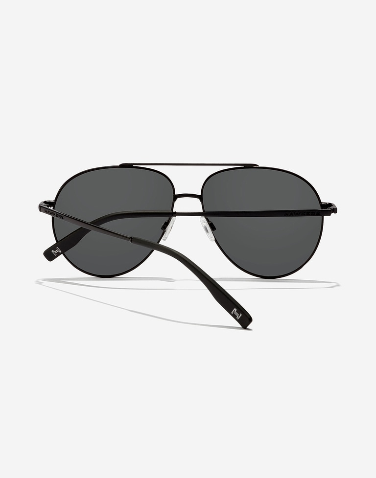 Sunglasses Hawkers JACK POT - POLARIZED BLACK DARK