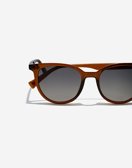 Sunglasses Hawkers B-TOWN - EARTH SMOKY BLACK