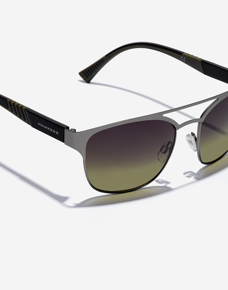 Sunglasses Hawkers VITAL - GUN METAL MOSS