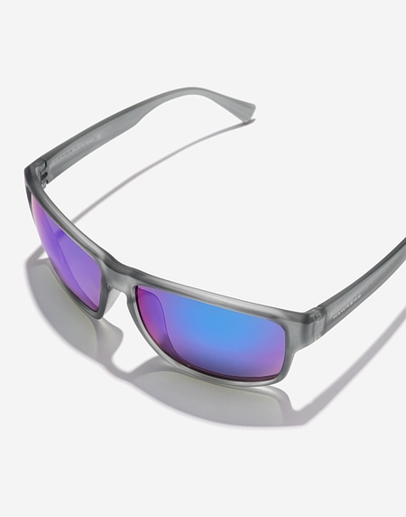 Lentes de sol Hawkers FASTER RAW - DARK GREY SKY
