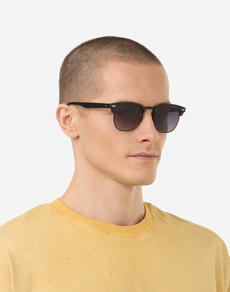 Sunglasses Hawkers CLASSIC BOLD - POLARIZED BLACK MATTE GREY