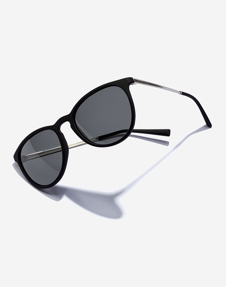 Sunglasses Hawkers OLLIE - POLARIZED BLACK GREY