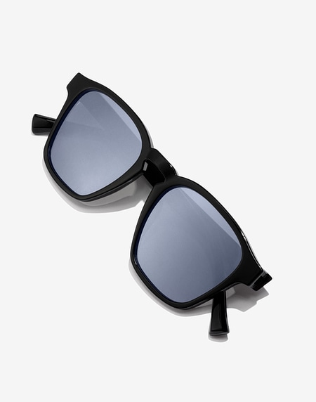 BLACK CHROME CLASSY | Hawkers USA