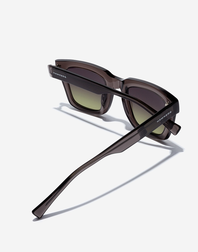Sunglasses Hawkers ONE UPTOWN - CRISTAL GREY MOSS