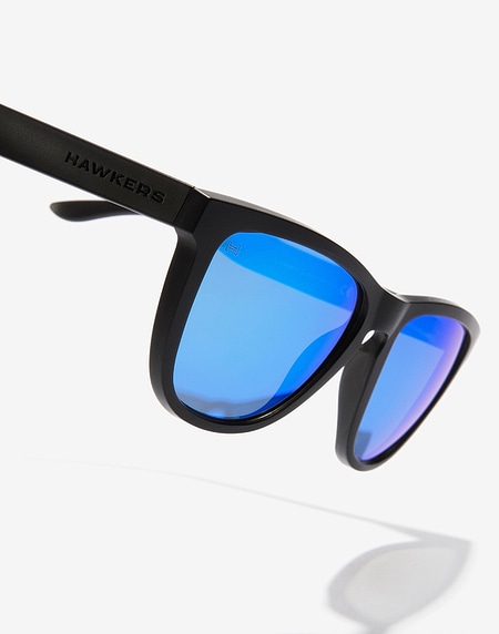 Lentes de sol Hawkers ONE RAW - POLARIZED BLACK CLEAR BLUE