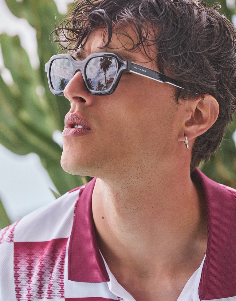 Sunglasses HAWKERS GALE - BLACK WHITE DARK ECO