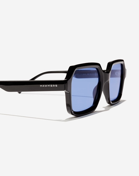 Nos Lunettes de Soleil Hawkers MINIMAL MAX - BLACK BLUEBERRY