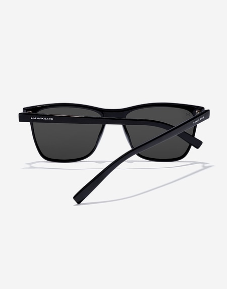 Gafas de sol Hawkers WAVE - POLARIZED BLACK DARK