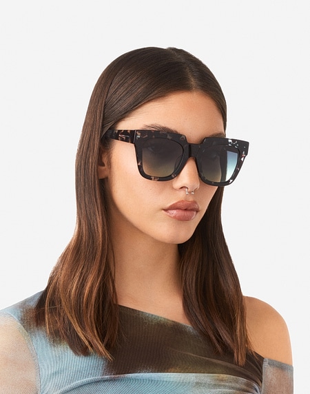 Sunglasses Hawkers ROW X - GREEN HAVANA FOREST