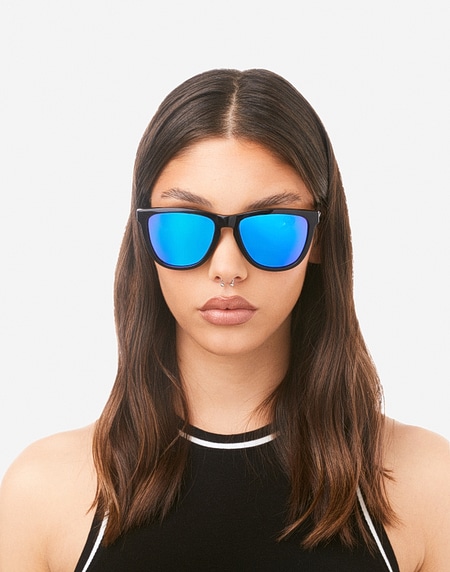 Sunglasses Hawkers ONE RAW - POLARIZED DIAMOND SKY