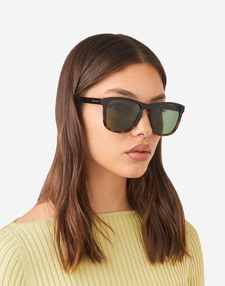 Nos Lunettes de Soleil Hawkers ZHANNA - POLARIZED CAREY ALLIGATOR