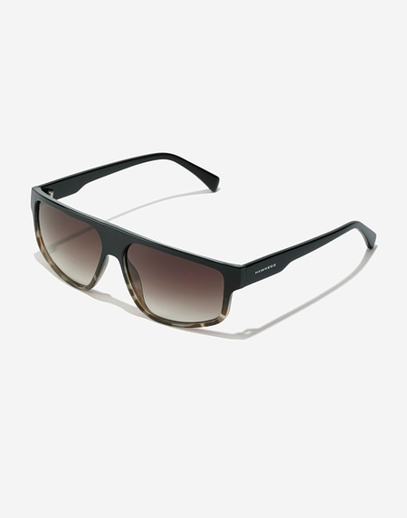 Sunglasses Hawkers ASTRO - BLACK CAREY EARTH ECO