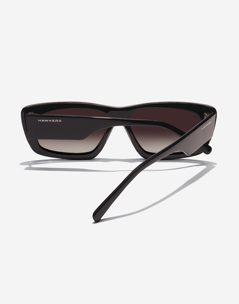 Sunglasses Hawkers ZENITH - BLACK SMOKY
