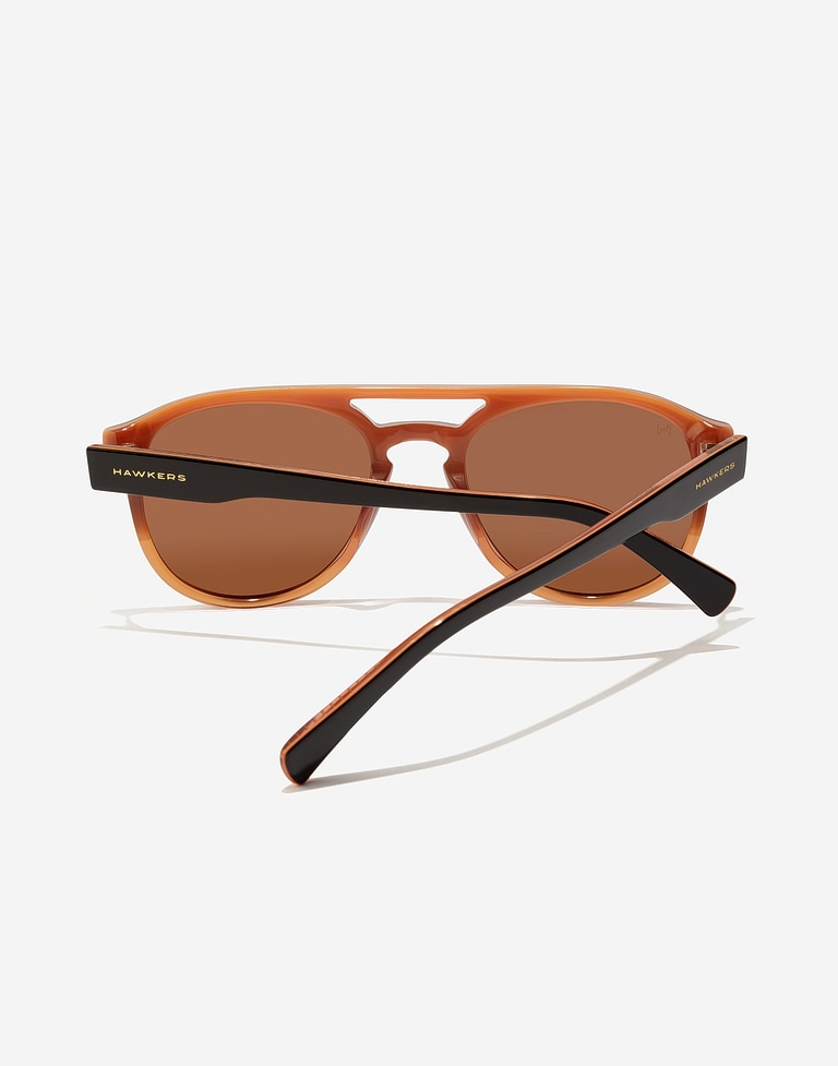 Nos Lunettes de Soleil Hawkers DIVER - POLARIZED BLACK BROWN