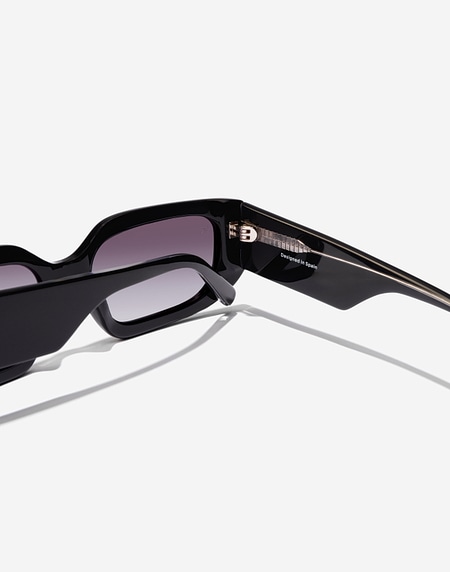 Sunglasses Hawkers TRENDSET - BLACK IRON