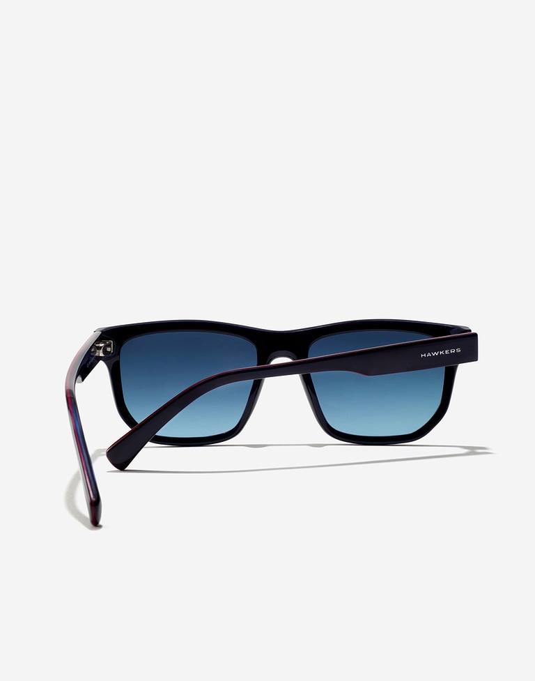 Nos Lunettes de Soleil Hawkers MARS - DARK BLUE INDIGO ECO
