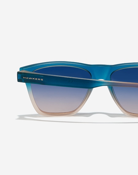 Nos Lunettes de Soleil Hawkers ONE LS - SUNRISE BLUE TO PEACH