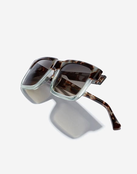 Sunglasses Hawkers INWOOD - BLUE CAREY SMOKY DARK