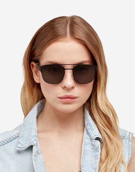 Sunglasses Hawkers VITAL - BLACK