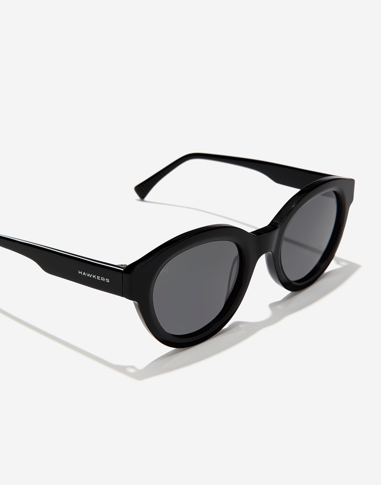 Sunglasses HAWKERS BORN - POLARIZED BLACK DARK