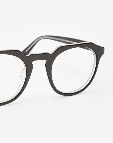 Blue Light Hawkers Grey Air Chardon