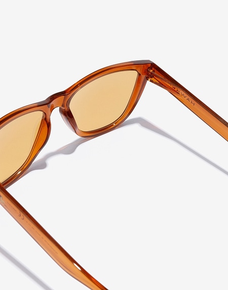 Nos Lunettes de Soleil Hawkers NUDE PROJECT X HAWKERS - ONE RAW MUSTARD