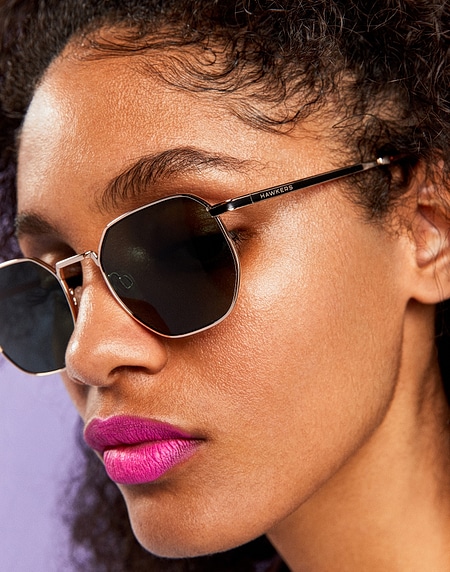 Sunglasses Hawkers GOLD GREEN BOTTLE SIXGON