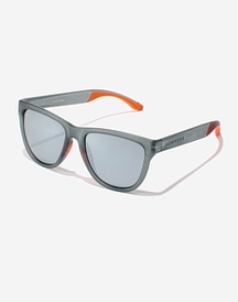 Hawkers ONE SPORT RAW - POLARIZED GREY SMOKE CHROME w180