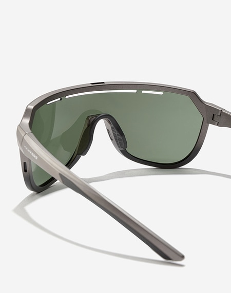Sports Sunglasses Hawkers FLY - GREY ALLIGATOR FLASH