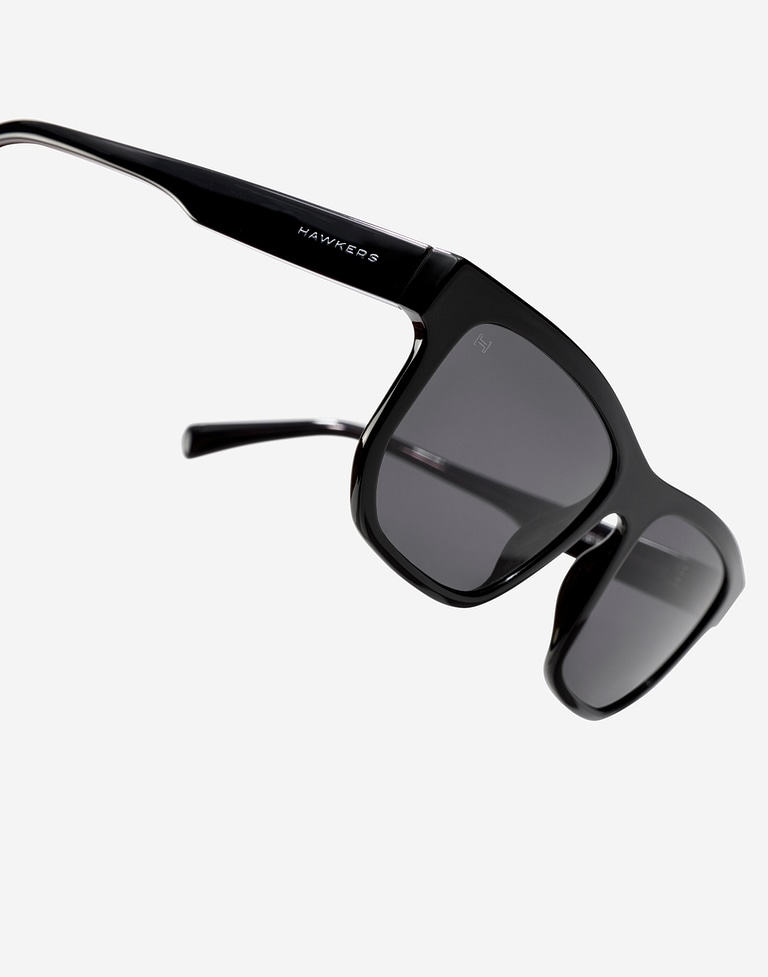 Nos Lunettes de Soleil Hawkers MARS - BLACK DARK ECO