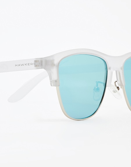 Sunglasses Hawkers FROZEN AIR - BLUE CHROME CLASSIC FLAT