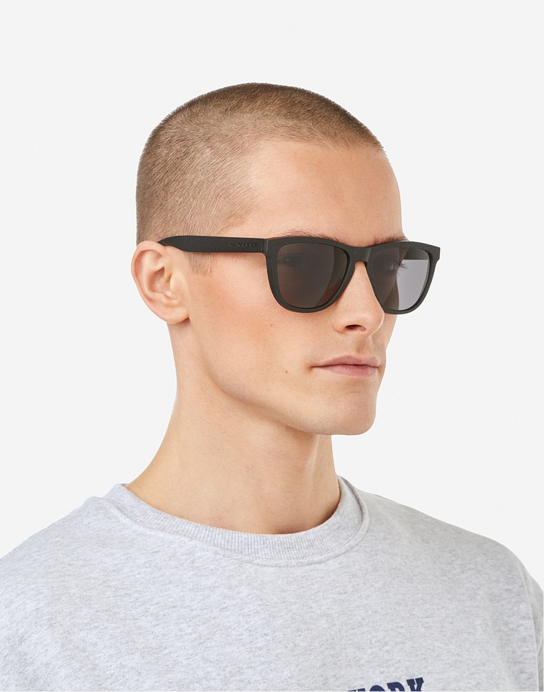 Sunglasses Hawkers ONE RAW - BLACK DARK